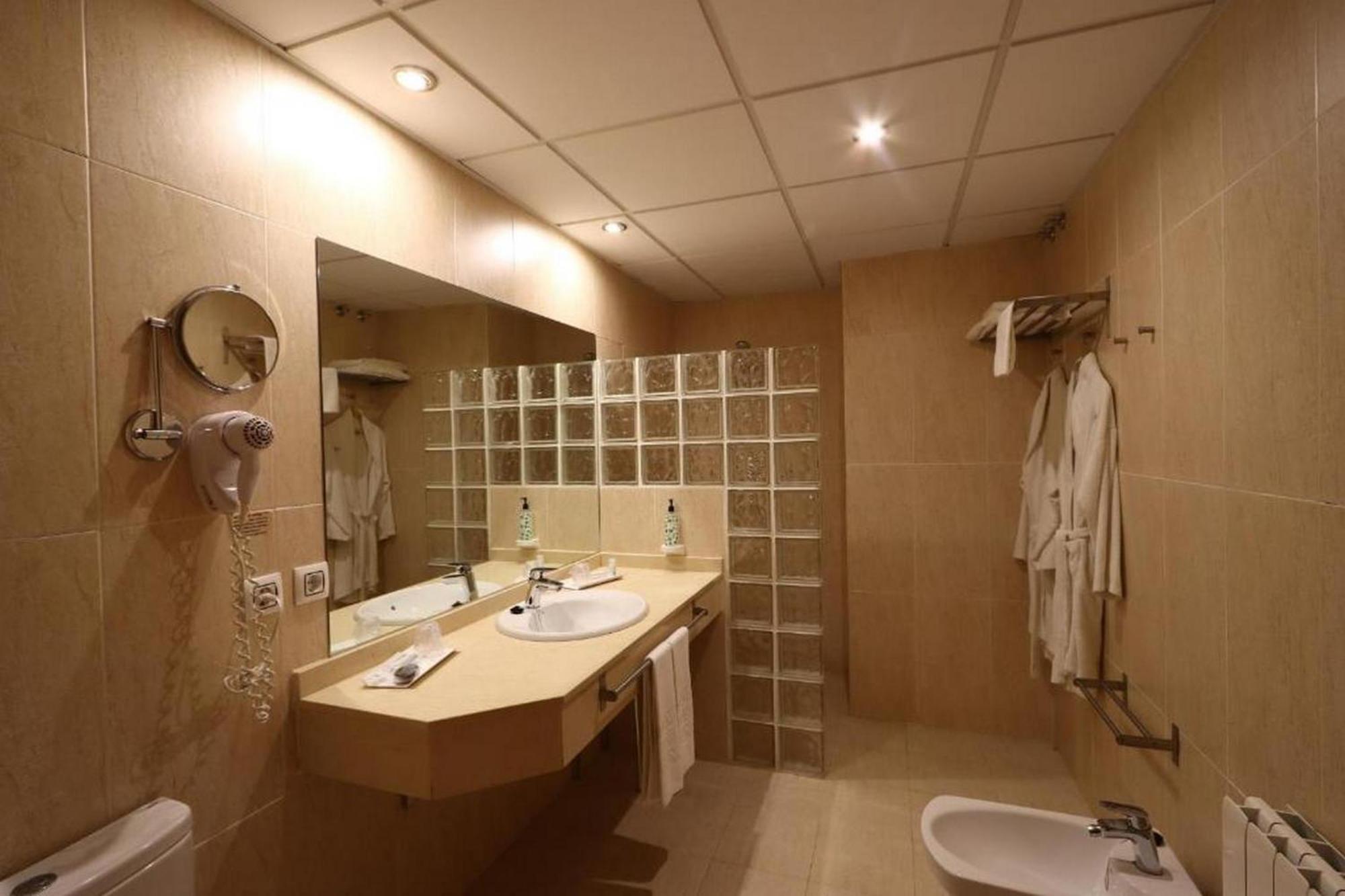 Gran Hotel Aqualange - Balneario De Alange Kültér fotó