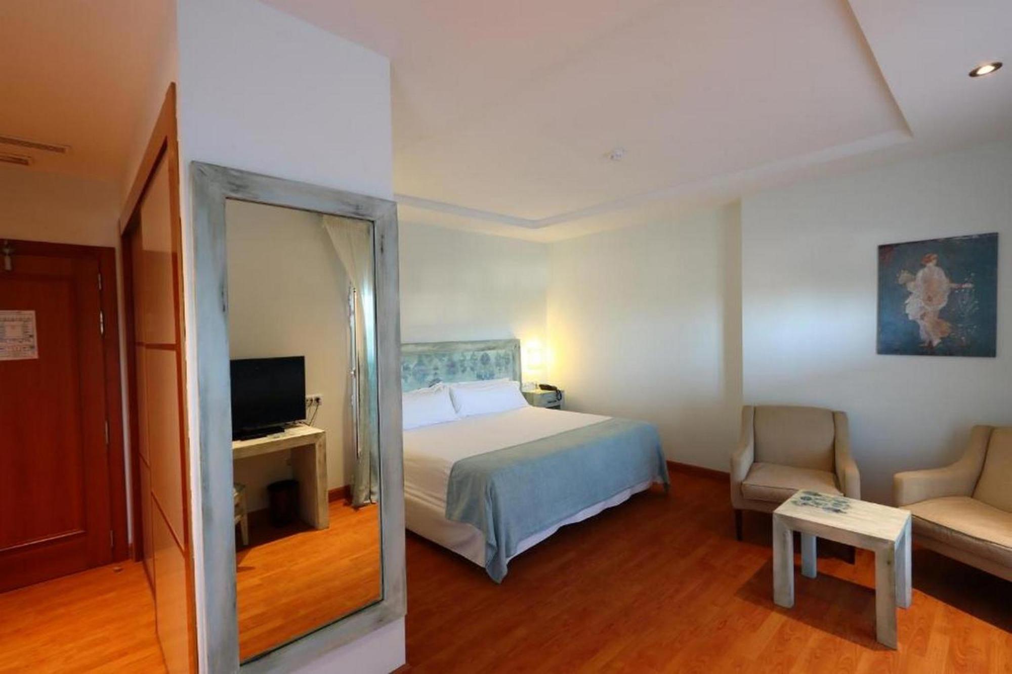 Gran Hotel Aqualange - Balneario De Alange Kültér fotó
